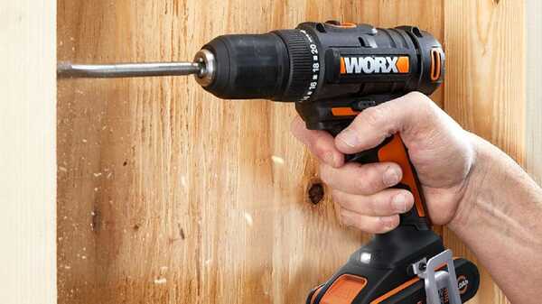Perceuse visseuse sans fil WX108 Worx : l'outil idéal pour percer bois et le métal