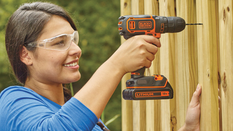 La perceuse-visseuse sans fil BDCDC18BTA Black+Decker