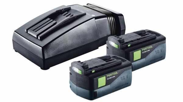 Pack batterie AEG 18V Li-Ion 4.0Ah et chargeur SET L1840BL - Cdiscount  Bricolage